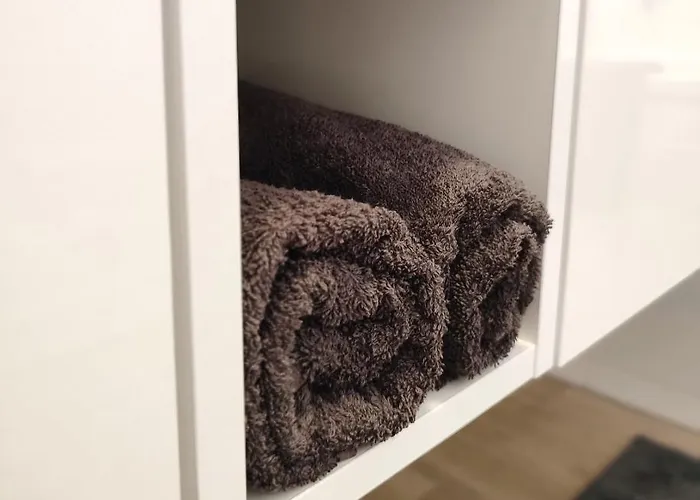 Modern Mountain - Free Parking & Sauna Apartman *